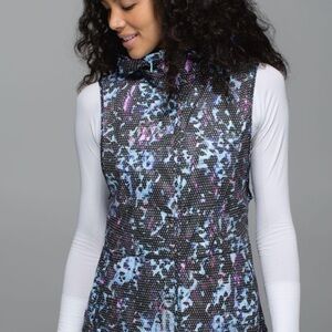 Lululemon pack it vest